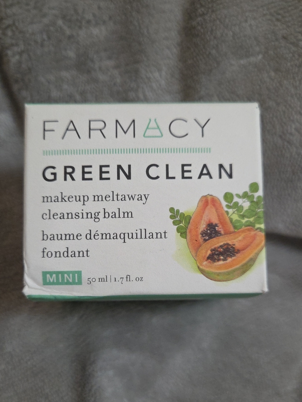 Makeup cleansing balm (Facial cleanser)